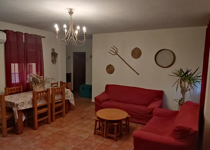 Casa Rural Los Alcaidejos Con Piscina