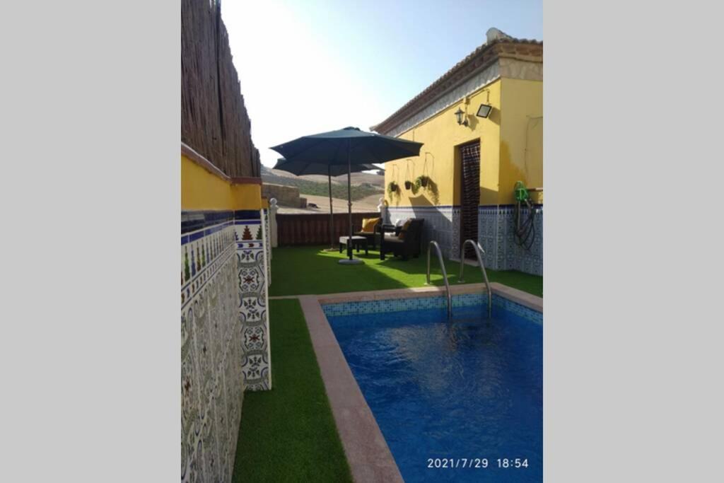 Dom wakacyjny Alcaidejos Con Piscina
